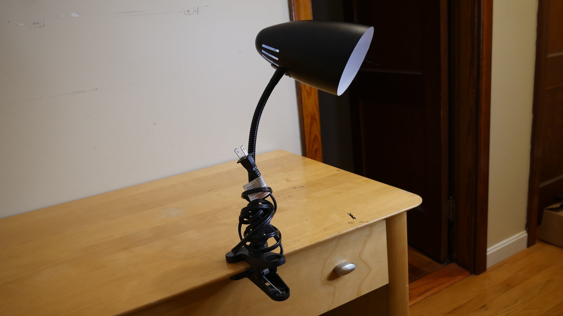 Intertek Gooseneck Clip Light Desk Lamp LED